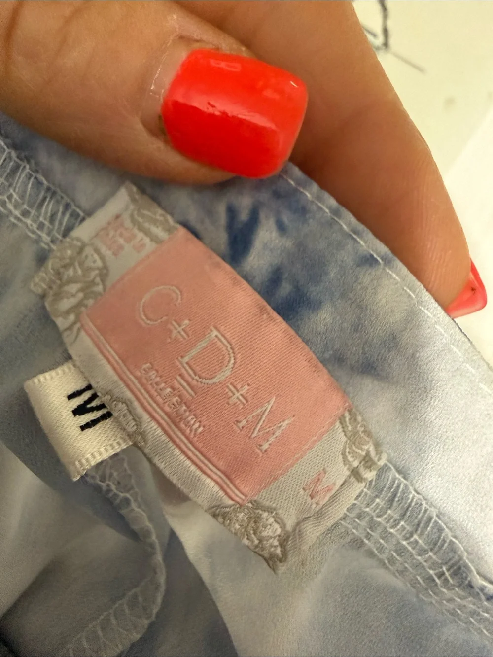 Blue Tie-Dye V-Neck Casual Blouse - Picture 4 of 4